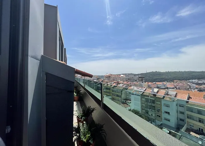 Zurin Charm Lisboa