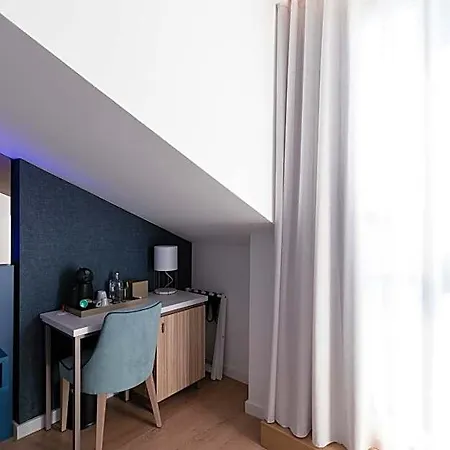 Zurin Charm Otel 3*