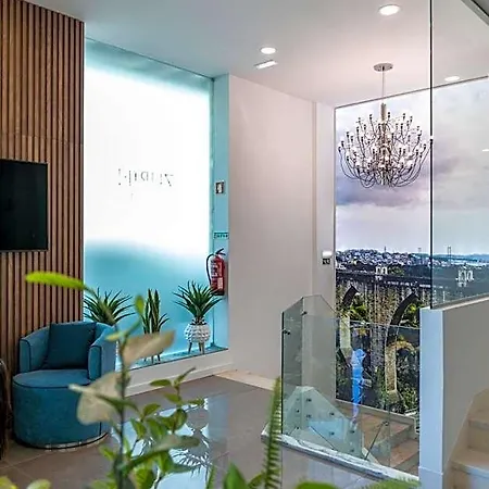 Otel Zurin Charm