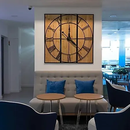 Zurin Charm Otel 3*