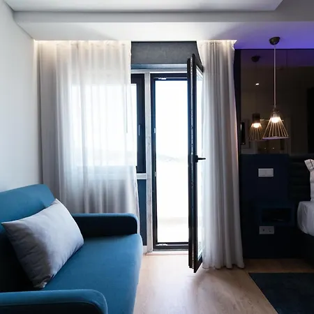 Otel Zurin Charm